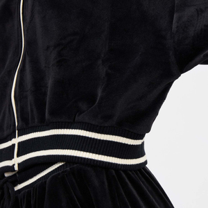 High Demand Custom Black 2-Piece Winter Fleece Eco-Friendly Plus Size Breathable Hoodie <b>Tracksuit</b> Women - Product Image 4