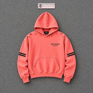 เสื้อฮู้ดดี้ผู้ชายทรงโอเวอร์ไซส์ ผ้าระบายอากาศดี สีพีช แต่งลายขาดๆ พร้อมกระเป๋าหน้าและแถบลายที่แขนเสื้อ สไตล์ลำลอง เหมาะสำหรับฤดูหนาว - Product Image 5