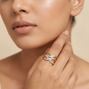 Bague Éternité en Or Massif 18K avec Diamants Taille Ronde Brillante, Sertissage Canal Pavé, Luxe Géométrique, Unisexe, pour Mariage - Product Image 3