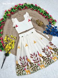Hermosa colección de lehengas y blusas de algodón con bordados de animales, listas para usar, para niñas, de proveedor de Surat. - Product Image 5