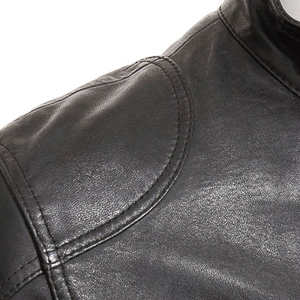 แจ็คเก็ตหนังแฟชั่นผู้ชายมาใหม่ คุณภาพพรีเมียม วัสดุระบายอากาศได้ 100% สไตล์ไฮสตรีทสำหรับฤดูหนาว - Product Image 6