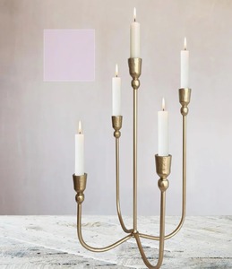 Candélabre décoratif en métal de luxe à 5 bras, porte-bougie de table pour mariage et décoration intérieure à prix avantageux - Product Image 1