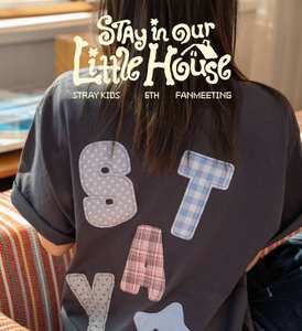 Stray Kids STAY in Our Little House (Cd) K-Pop Libro Electrónico de Papel y Plástico en Coreano para Todas las Edades - Product Image 2