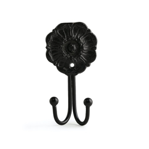Rustic Metal Wall <b>Hook</b> Heart Shape Single Coat <b>Hook</b> <b>for</b> Clothing Storage Installation with Drill Handmade Wall <b>Hooks</b> - Product Image 5