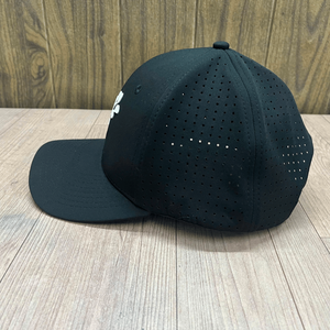 Casquette de golf perforée imperméable personnalisée, style sportif, 5 panneaux, visière incurvée, logo en caoutchouc PVC, casquettes de baseball de fabricants vietnamiens - Product Image 3