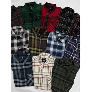 Chemise habillée classique en coton pour homme, manches longues, coupe ajustée, chemise de bureau, douce et confortable pour un usage quotidien - Product Image 2