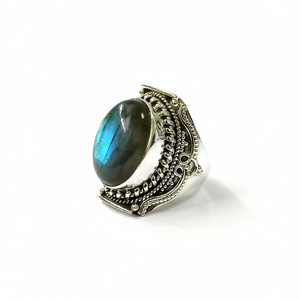 <b>Labradorite</b> <b>Ring</b> 11.2 Grams Elegant Timepiece Accessory - Product Image 2