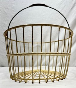 Rustic Farm <b>Egg</b> Collector Basket, Metal Wire <b>Storage</b> for Fresh Chicken <b>Eggs</b> - Product Image 2