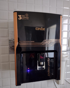 Système de purification d'eau domestique ONIX BLACK par osmose inverse avec réservoir de stockage de 9 LITRES, Cuivre Zinc Alcalin - Product Image 1