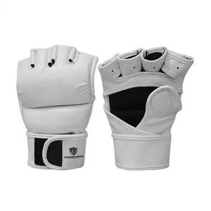 Guantes de MMA de alta calidad, hechos en Pakistán, a precio económico, cómodos, de cuero, para unisex. - Product Image 1