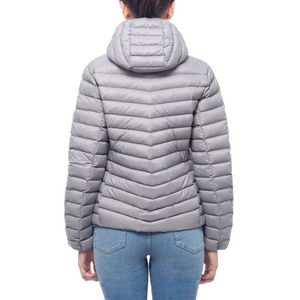 Veste matelassée en nylon respirant de haute qualité, personnalisée avec logo imprimé, veste d'hiver rembourrée brillante pour femmes - Product Image 2