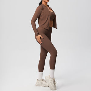 Ensemble de vêtements de sport actifs à séchage rapide, ensemble de yoga et de sport pour femmes, 3 pièces, coupe ajustée - Product Image 3