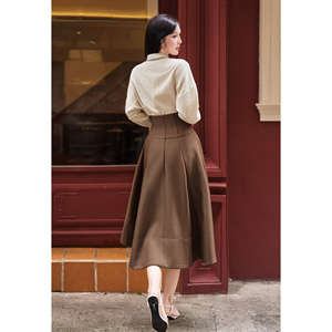Jupe midi évasée élégante et moderne marron pour femme, taille haute, en polyester et élasthanne, décontractée, pour le bureau, RYAN - Product Image 3