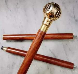 Bastón de madera vintage ajustable para senderismo, bastón de madera tallada con punta de goma para uso en exteriores. - Product Image 1
