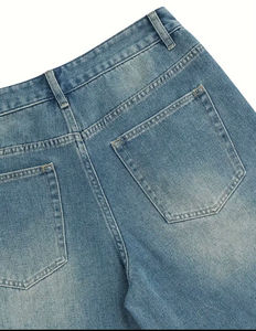 Shorts en jean déchiré personnalisés pour femmes, coupe droite, taille mi-haute, décontractés, pour l'été, en tissu délavé clair, vente en gros - Product Image 4
