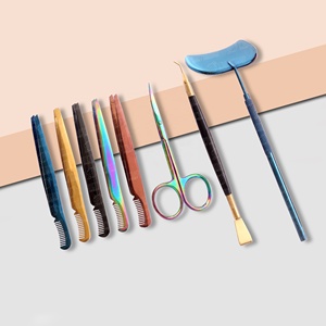 Pinzas para cejas de punto inclinado rojo para desplumar y quitar el cabello Pinzas para cejas de volumen ruso de etiqueta privada con embalaje - Product Image 6