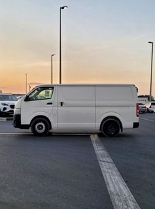 รถมินิบัสใหม่เอี่ยม ปี 2026 ไฮเอซ หลังคาธรรมดา เครื่องยนต์ดีเซล 2.7 ลิตร มาตรฐานยูโร 6 เกียร์ธรรมดา 11-20 ที่นั่ง พวงมาลัยซ้าย - Product Image 2