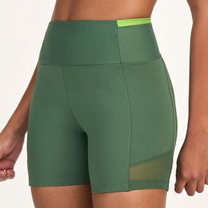 Conjunto de camiseta sin mangas y pantalones cortos para mujer, ropa deportiva de tela suave para jugar al aire libre - Product Image 5