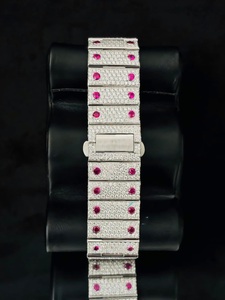 Nouvelle conception, montre mécanique de luxe faite à la main en acier inoxydable, boîtier carré, verre saphir, analogique, bouton poussoir, fermoir caché, moissanite rose - Product Image 6