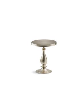 Mesa auxiliar clásica de metal que ofrece un atractivo atemporal para espacios de vida de lujo, dormitorios, mesitas de noche y salas de estar. - Product Image 1