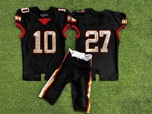 Tenues de football américain personnalisées : Créez vos propres ensembles de maillots de football américain pour jeunes par sublimation - Product Image 3
