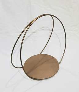 Support à gâteau rond en métal doré avec plateau de service, élégant présentoir de buffet pour les célébrations d'anniversaire et de mariage - Product Image 3