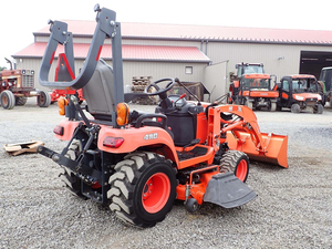 2016 BX2370 Tractor 210HP 4WD Gear Drive Premium Export Ready Equipment Heavy Duty Bulk Supply Texas Origin - Product Image 5