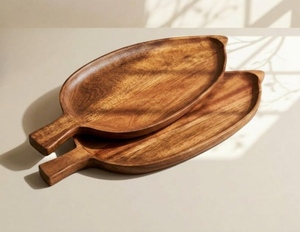Ensemble de 2 plateaux de rangement ovales en bois, design minimaliste, finition vernie, empilables, lavables au lave-vaisselle, pour la cuisine - Product Image 1