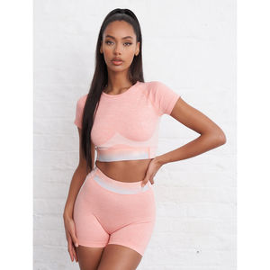 Ensemble de yoga deux pièces pour femme avec short cycliste et brassière de sport, personnalisable avec logo, pour l'été, le fitness et l'entraînement - Product Image 6