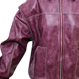 Veste longue oversize en similicuir vieilli bordeaux personnalisée pour sororité, avec logo lettres grecques, style moto vintage pour femme - Product Image 4