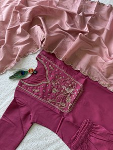 Vestido Anarkali Listo para Usar con Dupatta, Estampado Floral Intenso, Seda, 2.3 Metros, Reversible, para Fiestas - Product Image 6
