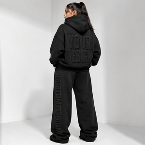 Ensemble deux pièces en molleton brossé double face avec taille élastique et épaules tombantes, logo imprimé en relief personnalisé, fabrication OEM - Product Image 2