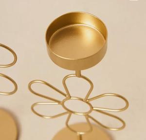 Candelero de Metal Dorado con Forma de Flor para Decoración del Hogar, Portavelas Cilíndrico Resistente al Calor - Product Image 2