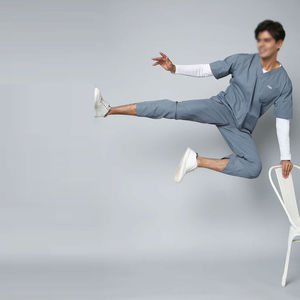 Fournisseur et fabricant de tenues médicales, proposant des solutions d'uniformes confortables pour les hôpitaux et les cliniques - Product Image 3