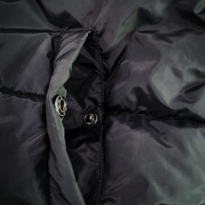Chaqueta Acolchada al por Mayor con Logotipo Personalizado, Chaqueta de Invierno Acolchada de Algodón para Hombre, con Capucha - Product Image 3
