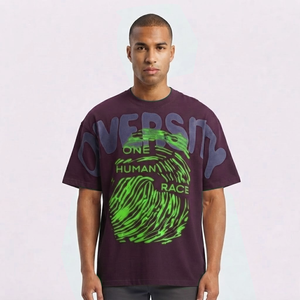 T-shirts pour hommes à manches courtes et col rond, en coton épais 100 %, personnalisables avec logo, de haute qualité et très vendus, pour un usage décontracté. - Product Image 1