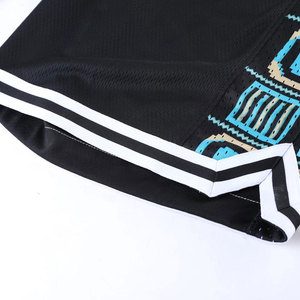 Shorts de basketball personnalisés 2026 de haute qualité, légers, respirants, à séchage rapide, grandes tailles, pour hommes, tenue d'équipe - Product Image 3