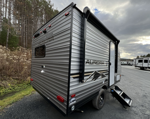 Camping-cars et caravanes d'occasion Forest River RVs Aurora Light 13RKX 16 pieds, modèles 2025 et 2026, disponibles à prix abordable - Product Image 2