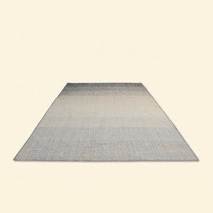 Tapis floral tufté à la main en laine gris argenté DECORDEC, antidérapant, écologique, à poils épais, moderne, pour salon, chambre et hôtel - Product Image 2