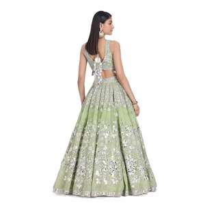 Lehenga Choli traditionnel chinois de créateur, vêtements de fête, magnifique broderie au fil - Product Image 2