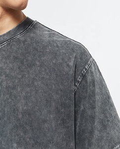 T-shirt unisexe en satin 100 % coton, manches longues, coupe oversize, grammage lourd, personnalisable avec logo 3D en mousse, vente en gros - Product Image 3