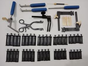 High Quality Spinal Surgery Retractor System Lumbar Microdiscectomy Blades & Handle Set Shuja Surgico - Product Image 4