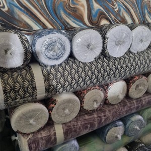 ผลิตในเกาหลี ผ้าโพลีเอสเตอร์ 95% สแปนเด็กซ์ 5% ผ้าพิมพ์ลาย ITY สต็อกล็อต ผ้าทอ ลายดอกไม้หลากหลาย คุณภาพดีเยี่ยม ดีไซน์สวยงาม - Product Image 6