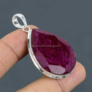 Pendentif en argent sterling 925 fait main avec rubis, forme cœur, plaqué argent, bijou de mariage ou de fiançailles, cadeau pour elle, style bohème - Product Image 3