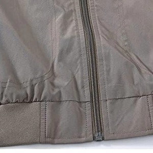 Chaqueta Bomber de Moda al por Mayor para Hombre, Personalizada con su Propio Logotipo, Color Sólido, Último Diseño - Product Image 5