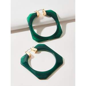 Boucles d'oreilles en résine de qualité supérieure, fabriquées à la main, élégantes, pour les soirées, accessoires de mode, bijoux en cristal, accessoires de mode - Product Image 2