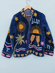 Chaqueta Bomber de Terciopelo con Bordado Suzani de MONIT MARKETING, Diseño Floral, Hecha a Mano, Estilo Bohemio Vintage, Reversible, Étnica - Product Image 3