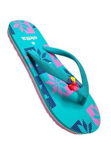 Sandales en caoutchouc pour femmes au design unique, tongs décontractées, confortables et imperméables, idéales pour l'été, la plage et les activités de plein air, en vente. - Product Image 2