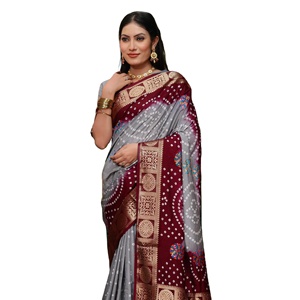 Beau Design Bandhej et Minakari Print Pallu Sari Collection pour Femme Multicolore Prêt à Porter Fabriqué en Inde - Product Image 1