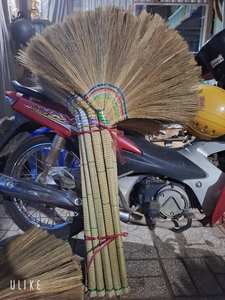 Vietnamese Handmade Natural Grass <b>Broom</b> for Household Floor Cleaning <b>with</b> <b>Wooden</b> <b>Handle</b> - Product Image 5